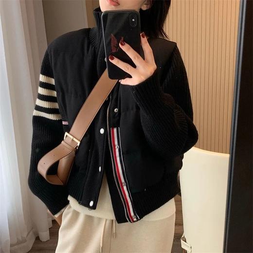 ThomBr*wne /汤*布朗 四杠针织袖拼接立领羽绒服 商品图2