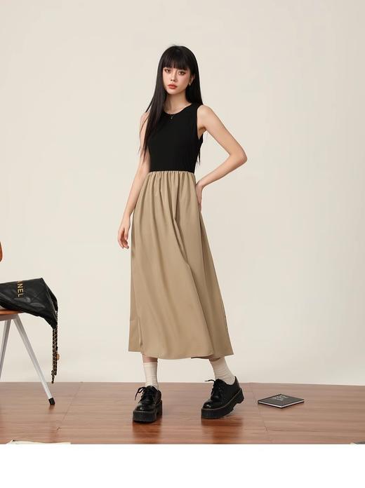 <曾小咸推荐>慵懒风圆领长袖t恤a字连衣裙两件套 商品图2