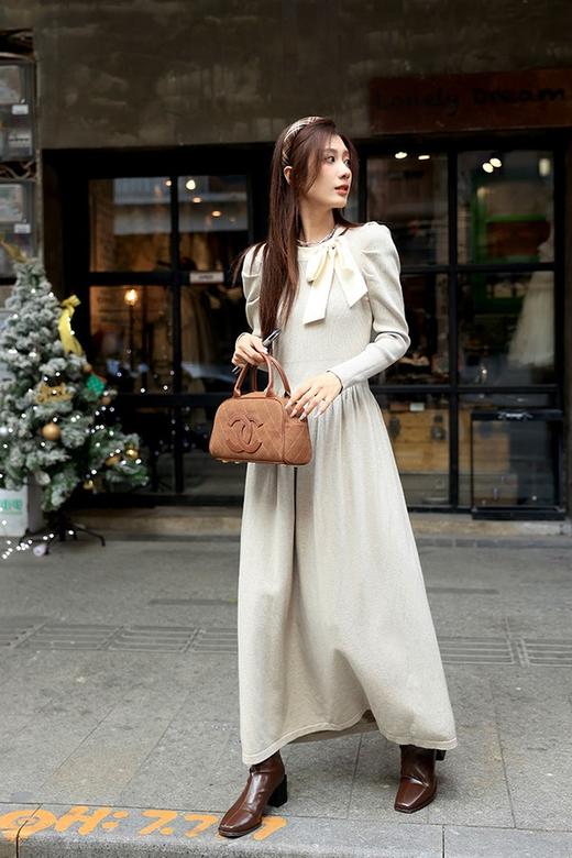 SIA SAYLOR 米灰色法式优雅蝴蝶结针织连衣裙 19785 商品图6