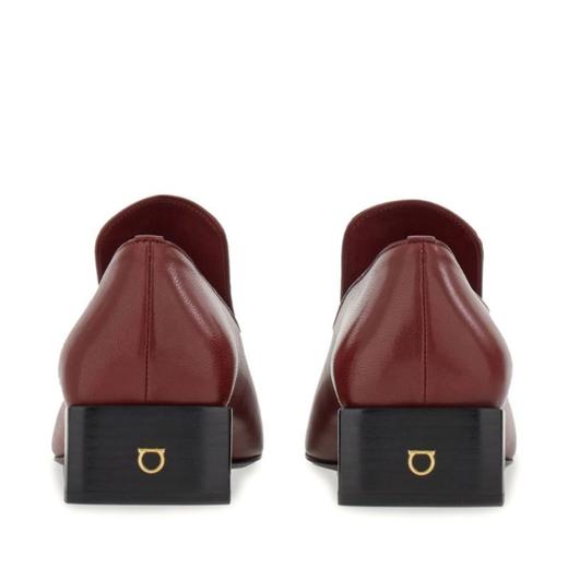 【特价商品不退不换】FERRAGAMO 菲拉格慕 莫卡辛鞋女  0777131-005 .【鞋底有膜，试穿小心】（暂无品牌物料包装） 商品图2