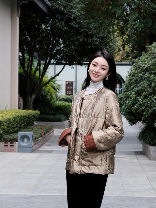 盛唐牡丹| 沉香棕双宫丝鹅绒服 商品图4