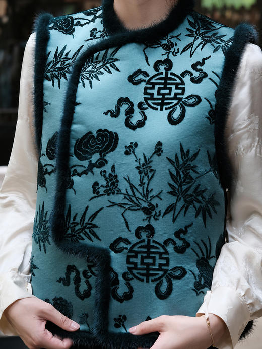 盛唐牡丹| 兰芝常生水貂漳缎夹棉马甲 商品图6