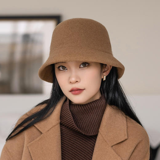 疯帽子 纯色百搭羊毛渔夫帽子女 秋冬气质短檐帽 商品图0
