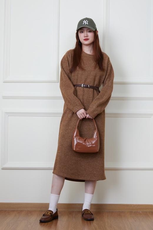 HAYES 咖色圆领长款加绒连衣裙 19784 商品图1