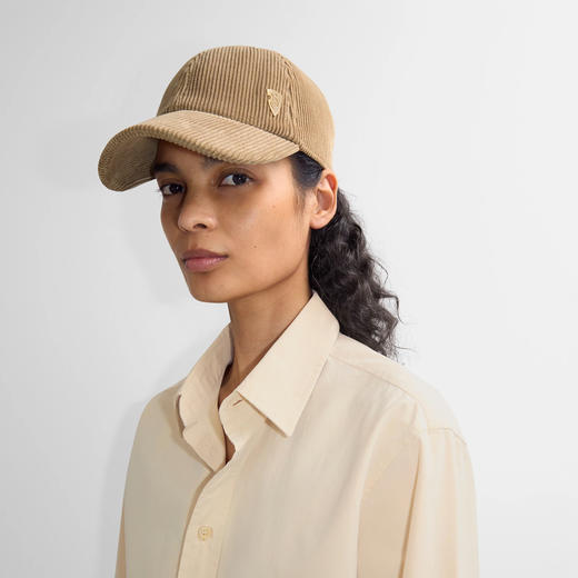 【一】BURBERRY 巴宝莉 女士灯芯绒棒球帽 驼色 8098270 C1493 商品图3