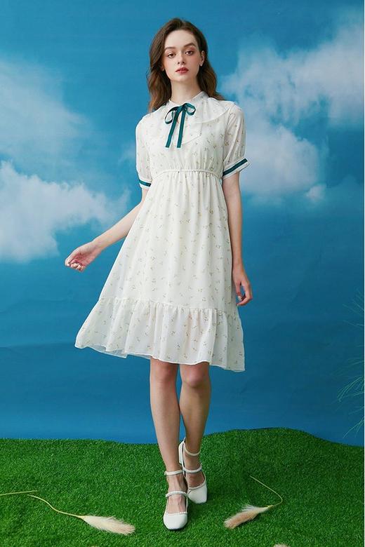 komello 四月甜碎花连衣裙 15902 商品图0
