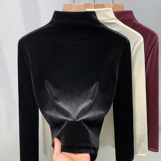 百媚生 金丝绒半高领上衣女长袖打底衫J4D2671 商品图6