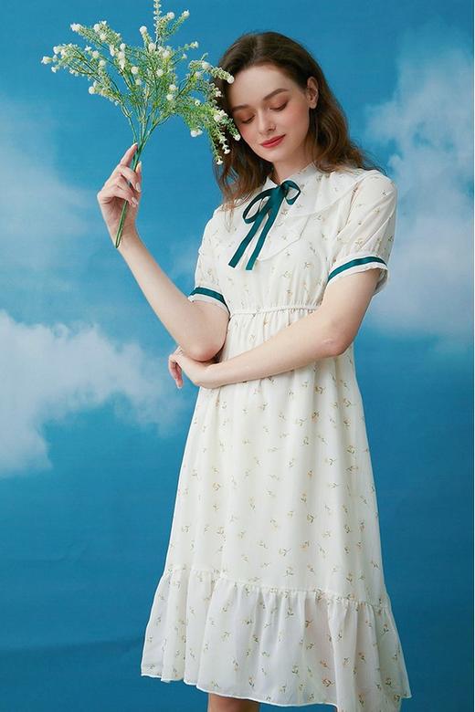 komello 四月甜碎花连衣裙 15902 商品图2