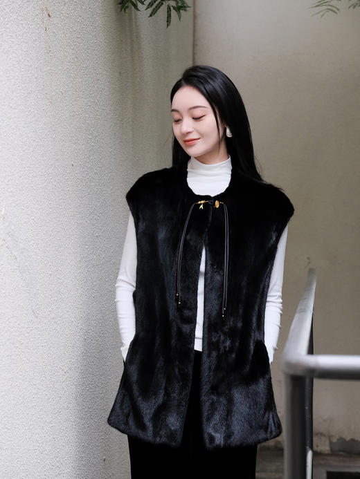 盛唐牡丹| 丹麦进口水貂毛马甲 商品图0