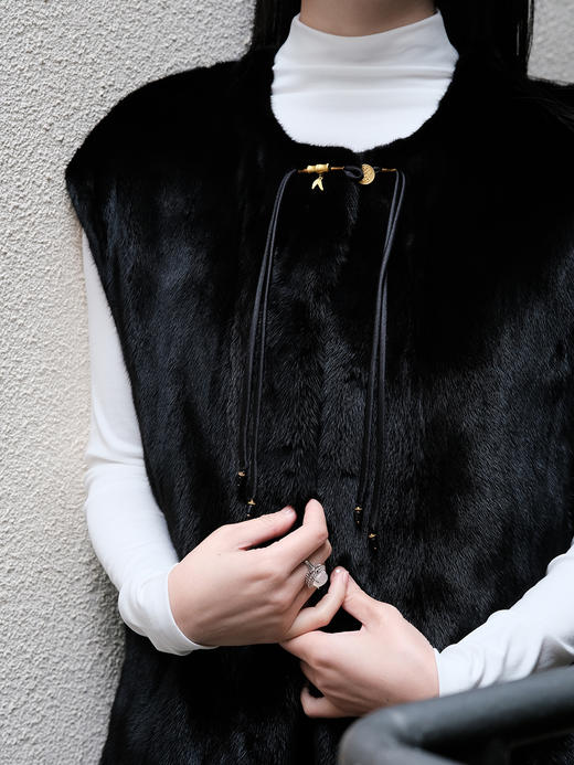 盛唐牡丹| 丹麦进口水貂毛马甲 商品图2