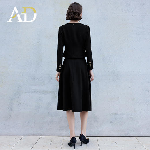 AD高级感小V领西装套装裙女2024新款短外套收腰西服裙子两件套秋 商品图4