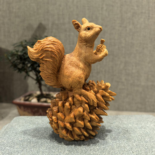 松鼠°黄杨木摆件 商品图0
