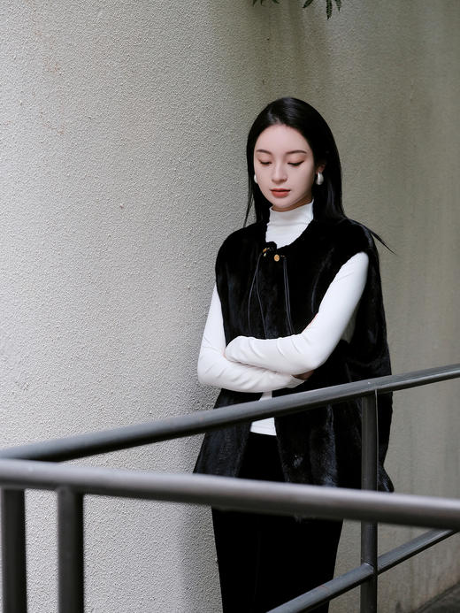 盛唐牡丹| 丹麦进口水貂毛马甲 商品图4