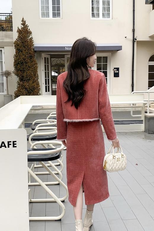 ELLA JADE 橘粉色小香风毛绒边羽绒套装 19803 商品图3