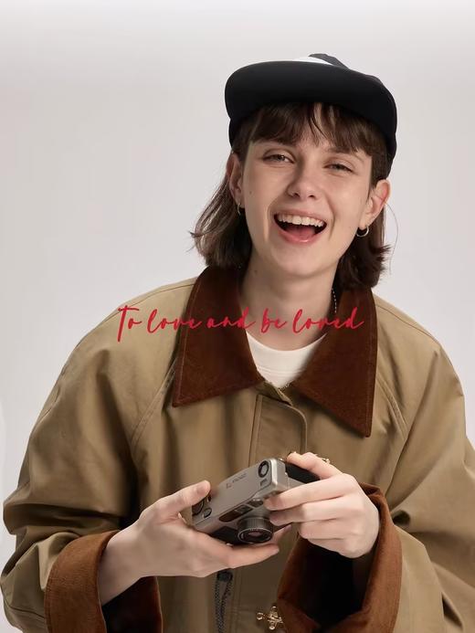 shyshystill/shy202403039/特别飞机扣拼色立体感廓形短风衣 商品图3