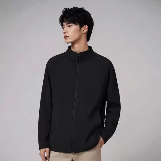无吊牌 男士石墨烯外套，舒适有弹力 具有导热散热抗静电贴身穿着舒适 可以单穿也可以外搭羽绒服，大衣各种秋冬外套 可穿的实用性超强内穿外搭都可以 商品图3