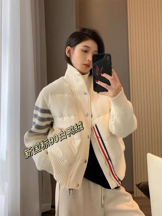 ThomBr*wne /汤*布朗 四杠针织袖拼接立领羽绒服 商品图1