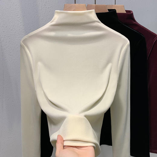 百媚生 金丝绒半高领上衣女长袖打底衫J4D2671 商品图3