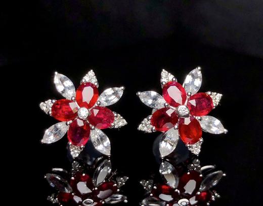 1.6ct刻面红宝石耳钉 商品图0
