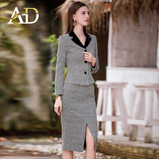 AD丝绒黑白格纹小香风套装裙秋冬2024新款名媛范两件套开叉半身裙 商品图3
