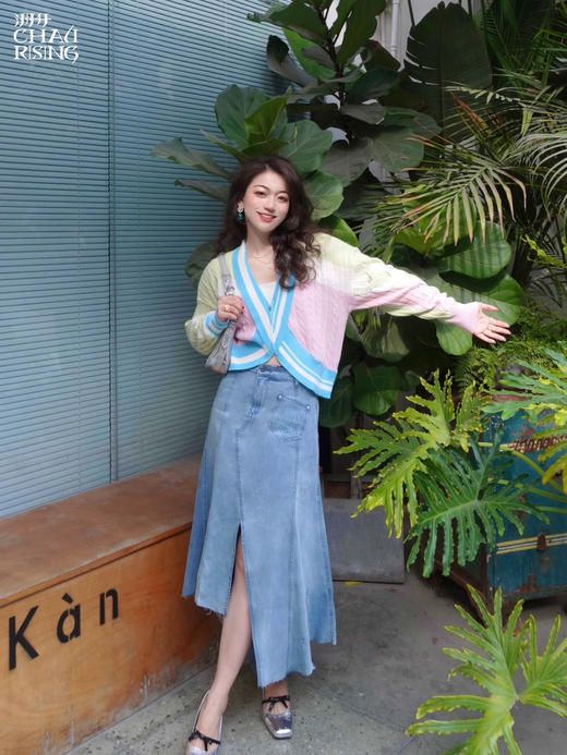 撞色拉链羊绒开衫 商品图3