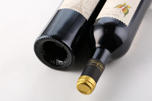 金蝴蝶20年树龄干红葡萄酒 750ml 商品图3