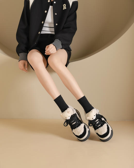 westory2024年秋冬新款休闲风厚底平跟舒适百搭毛毛鞋休闲板鞋W24DM85071 商品图5