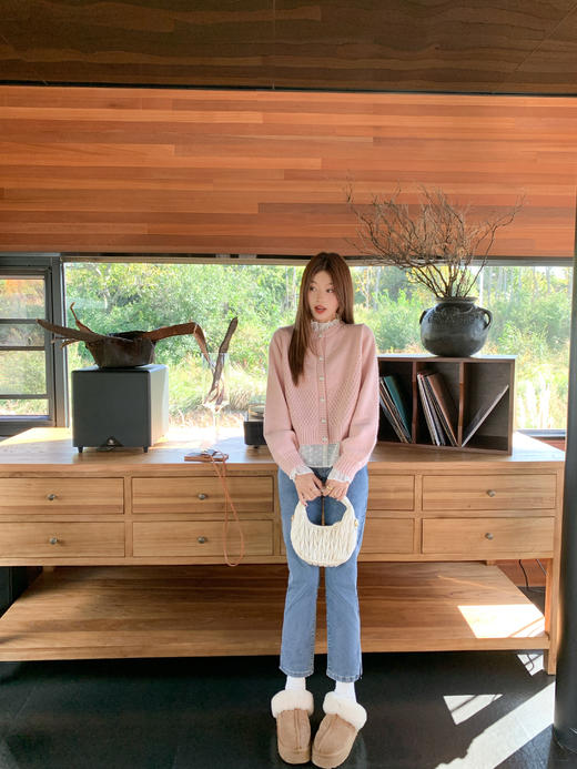 【189元任选2件】最后一波现货！韩系百搭粉色系扣短款圆领毛衣 商品图8