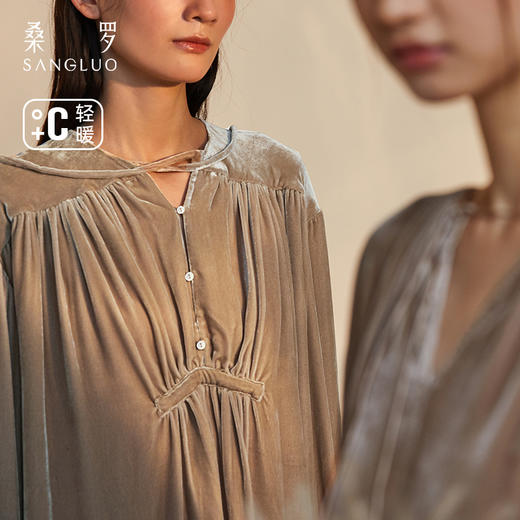 桑罗丝绒桑蚕丝睡衣套装女复古V领可外穿家居服2024年秋冬新品 商品图0