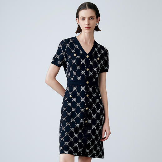 EITIE爱特爱春季新款温柔气质V领香风修身显瘦印花针织连衣裙7701406 商品图2