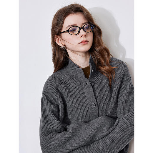 初语 高领毛衣长袖上衣女 秋冬款复古插肩袖厚暖毛织外套 商品图2