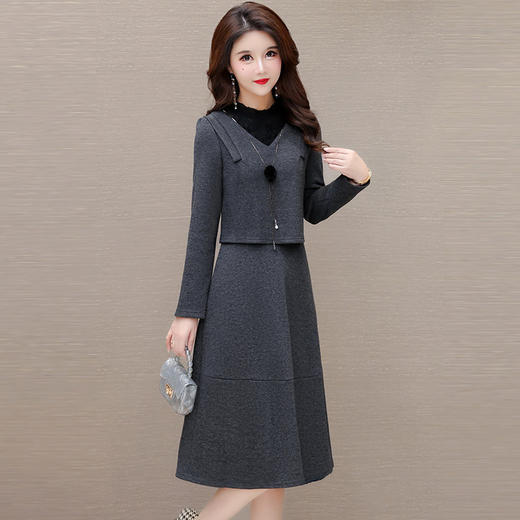 QYM 24A66102-Y假两件中长款连衣裙 商品图0