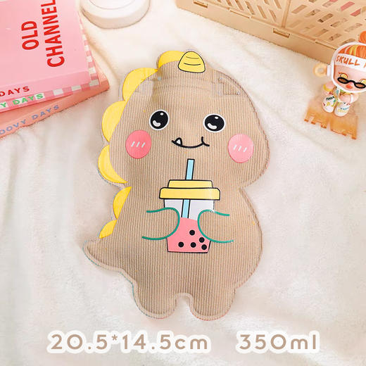 新品福利！15.9/1个！【萌趣恐龙！卡通注水热水袋】恐龙暖手宝，Q萌可爱。热水注入，舒适触感。持久保温，随身便携。少女心毛绒材质，让你暖心暖手，放飞自我！ 商品图5