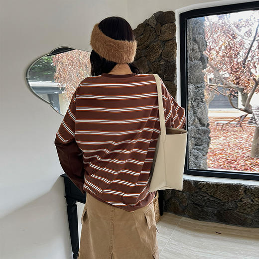 【顺丰包邮】25102 洛诗琳美拉德时钟刺绣假两件条纹百搭宽松T恤24T618 商品图4