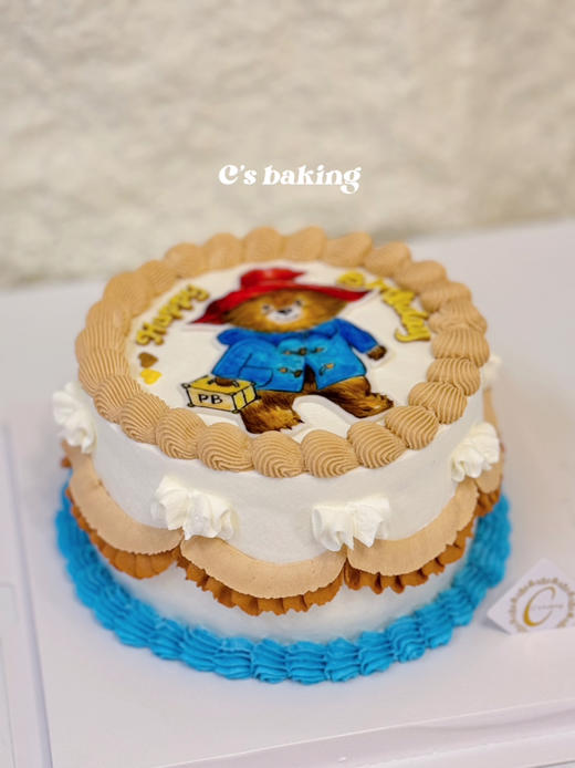 #复古风英伦风 #手绘蛋糕 #帕丁顿熊 #PADDINNTCON  #儿童蛋糕 忌廉蛋糕（默认自提，收费配送请联系客服） 商品图1