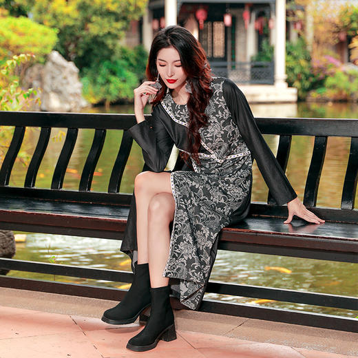 初秋推荐 | 夜落花乌民族风连衣裙 | 现货加急发 商品图2