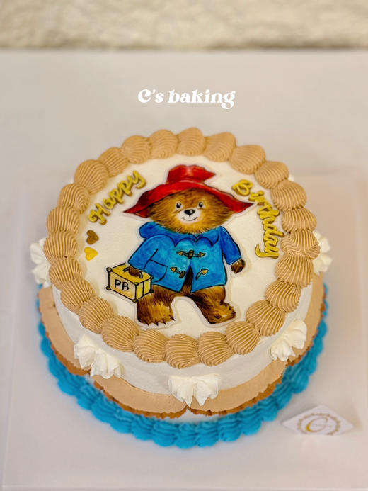 #复古风英伦风 #手绘蛋糕 #帕丁顿熊 #PADDINNTCON  #儿童蛋糕 忌廉蛋糕（默认自提，收费配送请联系客服） 商品图0