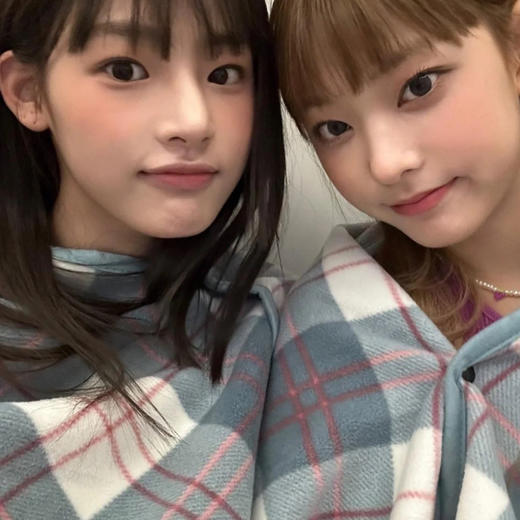 老米优品🎈好物分享。韩代同款《毛绒加厚格纹午休多功能盖毯》办公室午睡，宅家追剧神器！温暖毛绒披肩毯子，百搭好物~ 商品图1