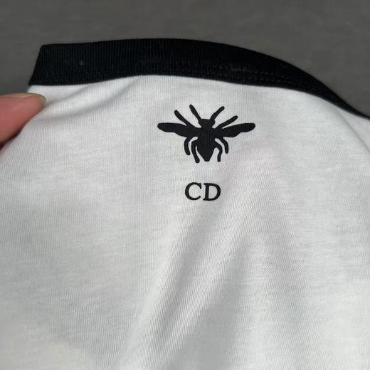 CD 2024新款 女士 经典蜜蜂图案 植绒LOGO 休闲百搭撞领短袖T恤 特惠 Z-12106 商品图10