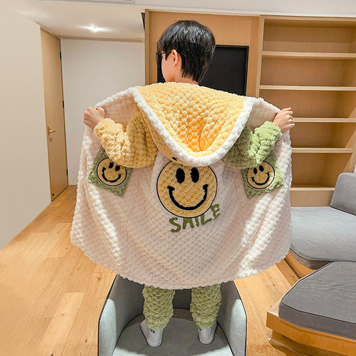 【冬季保暖，珊瑚绒加厚睡袍套装，可外穿家居服】儿童睡袍珊瑚绒 冬季加绒加厚儿童法兰绒 男孩睡衣 可外穿家居服 亲子套装-QQ 商品图6