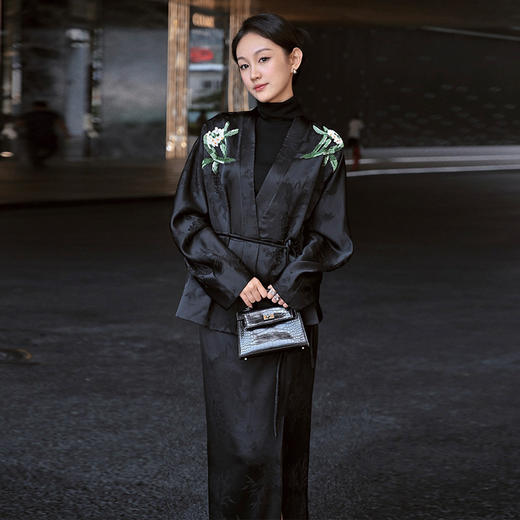 【顺丰包邮】99733 洛诗琳新中式重工钉珠提花外套半裙两件套767 商品图2