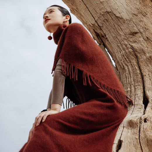 绽放749朵/【鹤绒系列】秋冬柔软绒感无袖系带镂空文艺长款连衣裙 商品图1