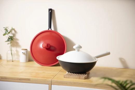 神田（KANDA）铁神云朵款多功能0涂层不粘炒锅32cm云峰白& 富贵红（赠蒸盘+清洁膏/乳） 商品图0