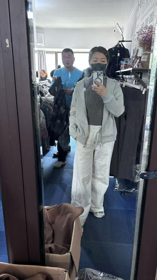 【捡漏 又要抢光了】可儿自留3色 特长款 Lulu Scuba 微绒阔腿裤 适合长腿MM 商品图5