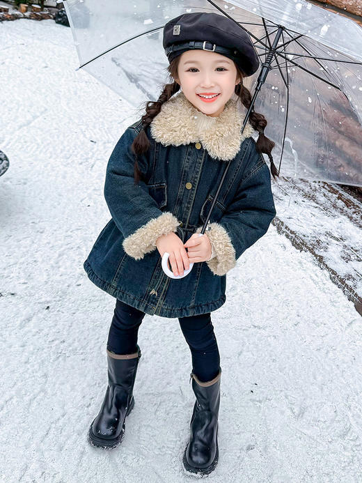 【新款加绒牛仔外套，温暖舒适，韩版时尚收腰设计】女童加绒牛仔外套 秋冬新款 洋气儿童加厚收腰上衣 韩版宝宝冬装外套-QQ 商品图0