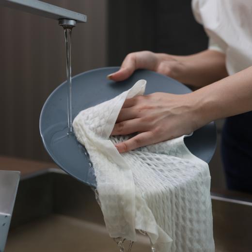 天然竹纤维厨房和洗护巾 洗碗巾/洗脸巾/浴巾 柔软亲肤 不用洗洁净 轻松去油污 天然纯色 提升品位 加拿大本土品牌 l 百里居 商品图5