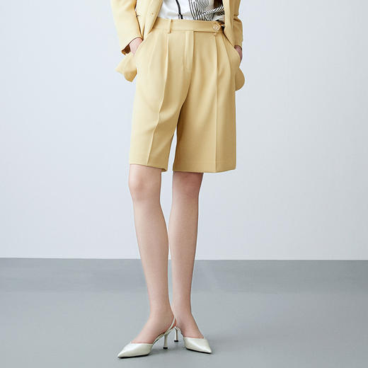 EITIE爱特爱春季新款显瘦舒适通勤百搭西装短裤7705406 商品图2