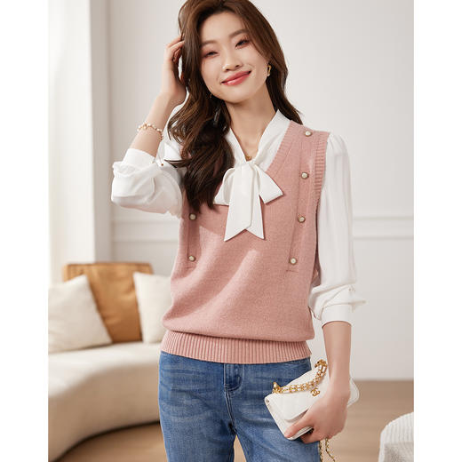 【129选3件，不退换】 熙世界法式针织马甲女2025春秋新款外搭v领坎肩毛衣背心设计感 商品图9