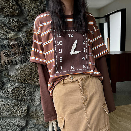 【顺丰包邮】25102 洛诗琳美拉德时钟刺绣假两件条纹百搭宽松T恤24T618 商品图1