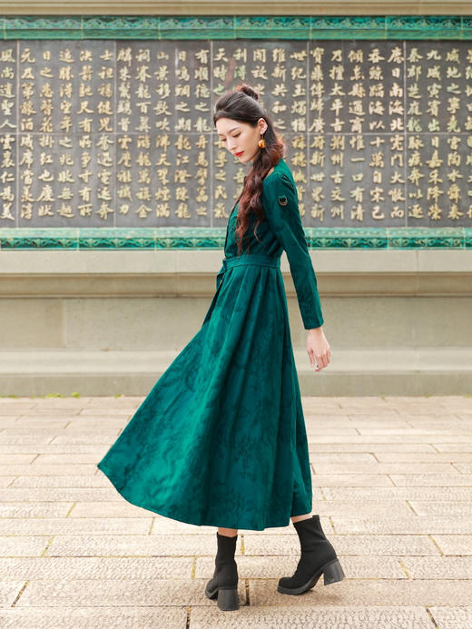 【爆款】蔚然深秀刺绣外套| 版型超正 | 现货加急发 商品图6